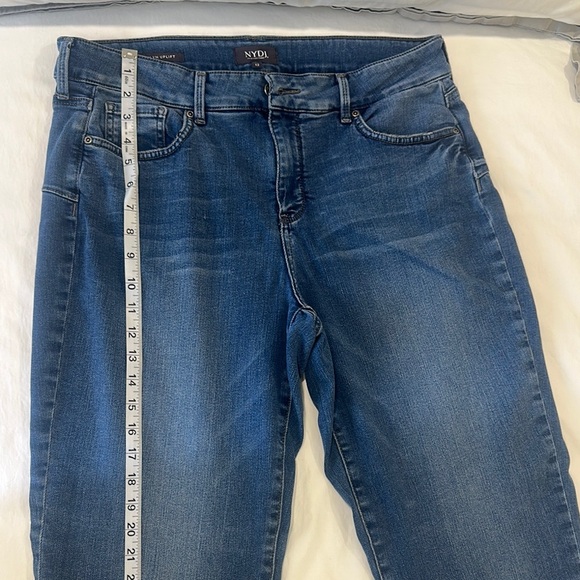 NYDJ Denim - EUC NYDJ Women's Blue Jeans | Marilyn Uplift